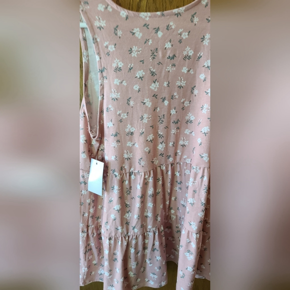 a:glow Maternity Sleeveless Top Size M - Picture 4 of 6